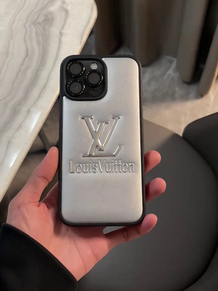 路易威登立體標皮紋磨砂手機殼